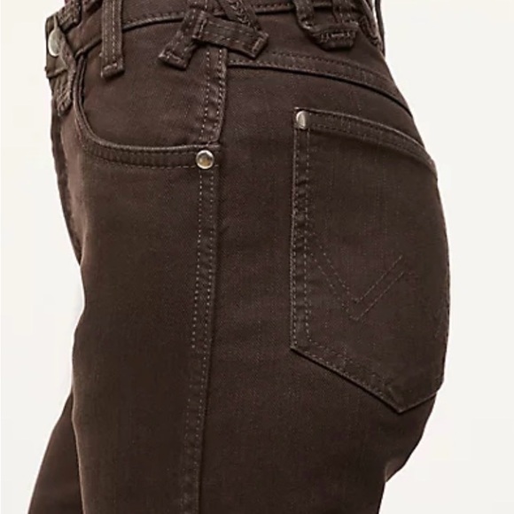 Wrangler Women's Brown Jeans - Picture 2 of 2